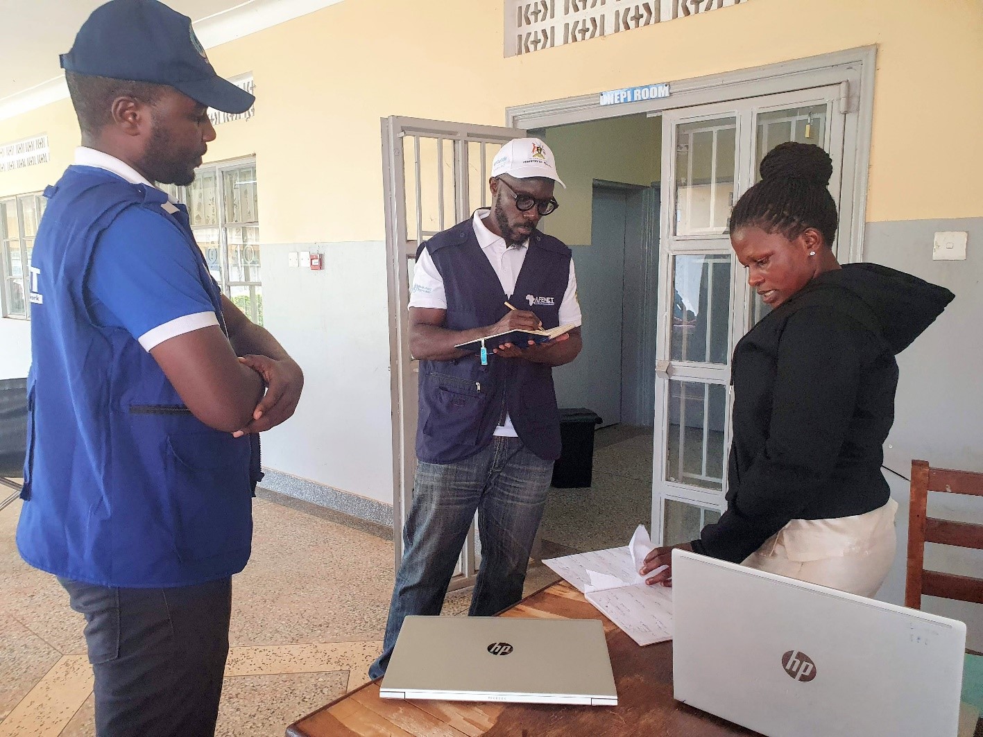 Shadowing a field epidemiologist during a polio vaccination campaign in