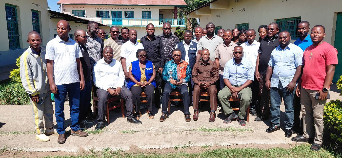 Family photo with the heads of the Health and Fisheries and Livestock Divisions of Tanganyika after the launch of the 30th cohort of Tanganyika on June 3, 2026